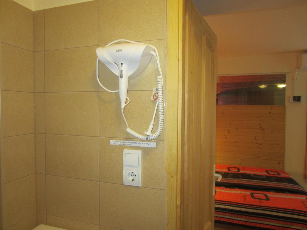 Elso Fecske Apartmanok Siofok Luaran gambar